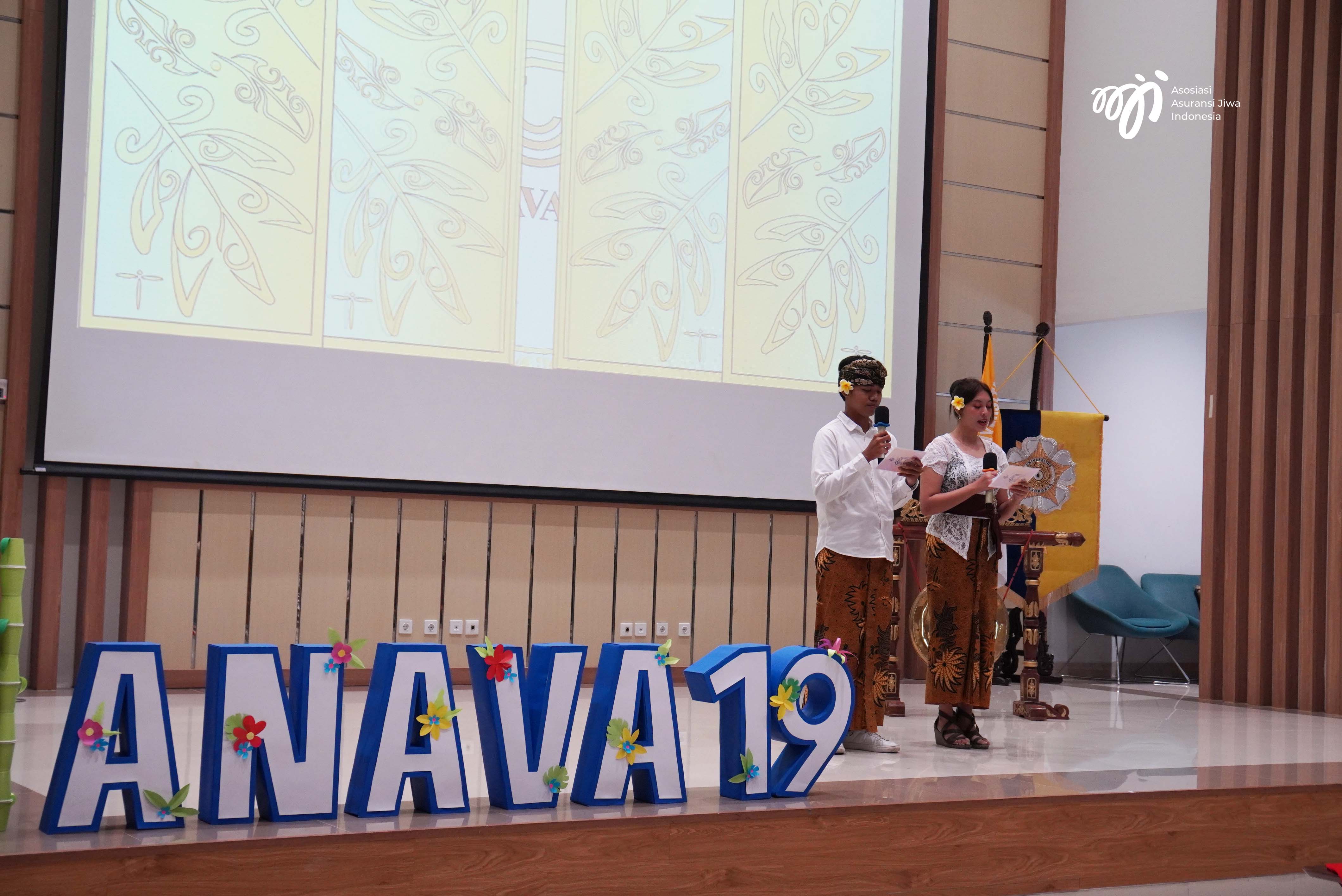 Membangun Masa Depan Cerdas Finansial : AAJI Berikan Edukasi Finansial di Universitas Gadjah Mada