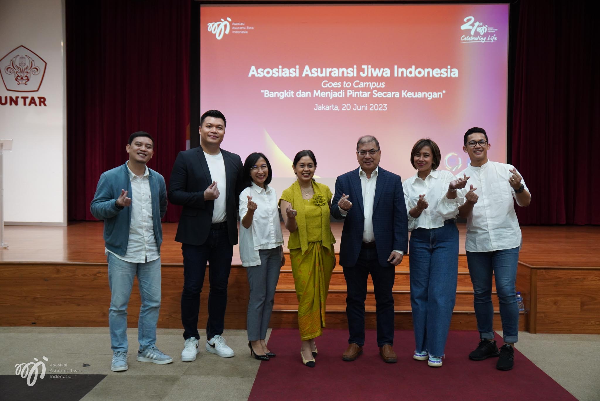 CEO Mengajar di FMIPA Universitas Sam Ratulangi