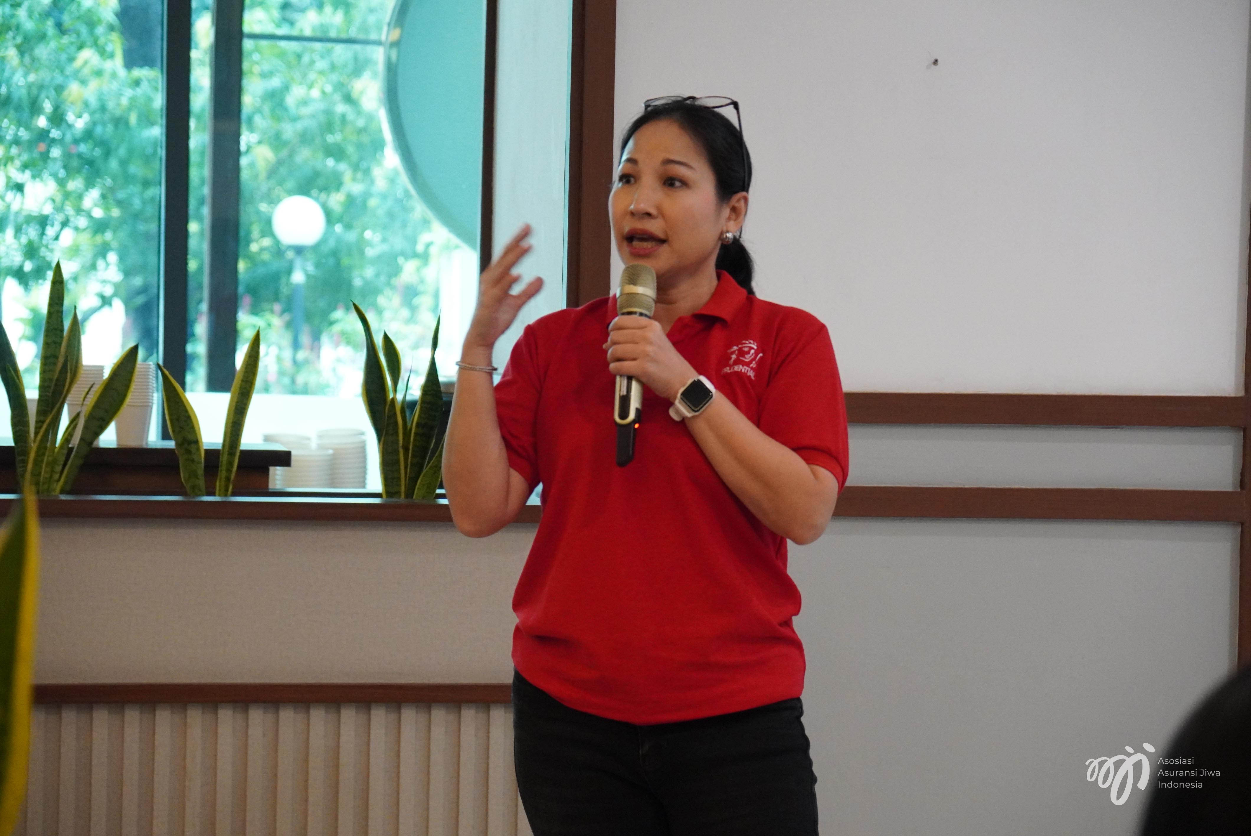 Marketing & Komunikasi Forum AAJI