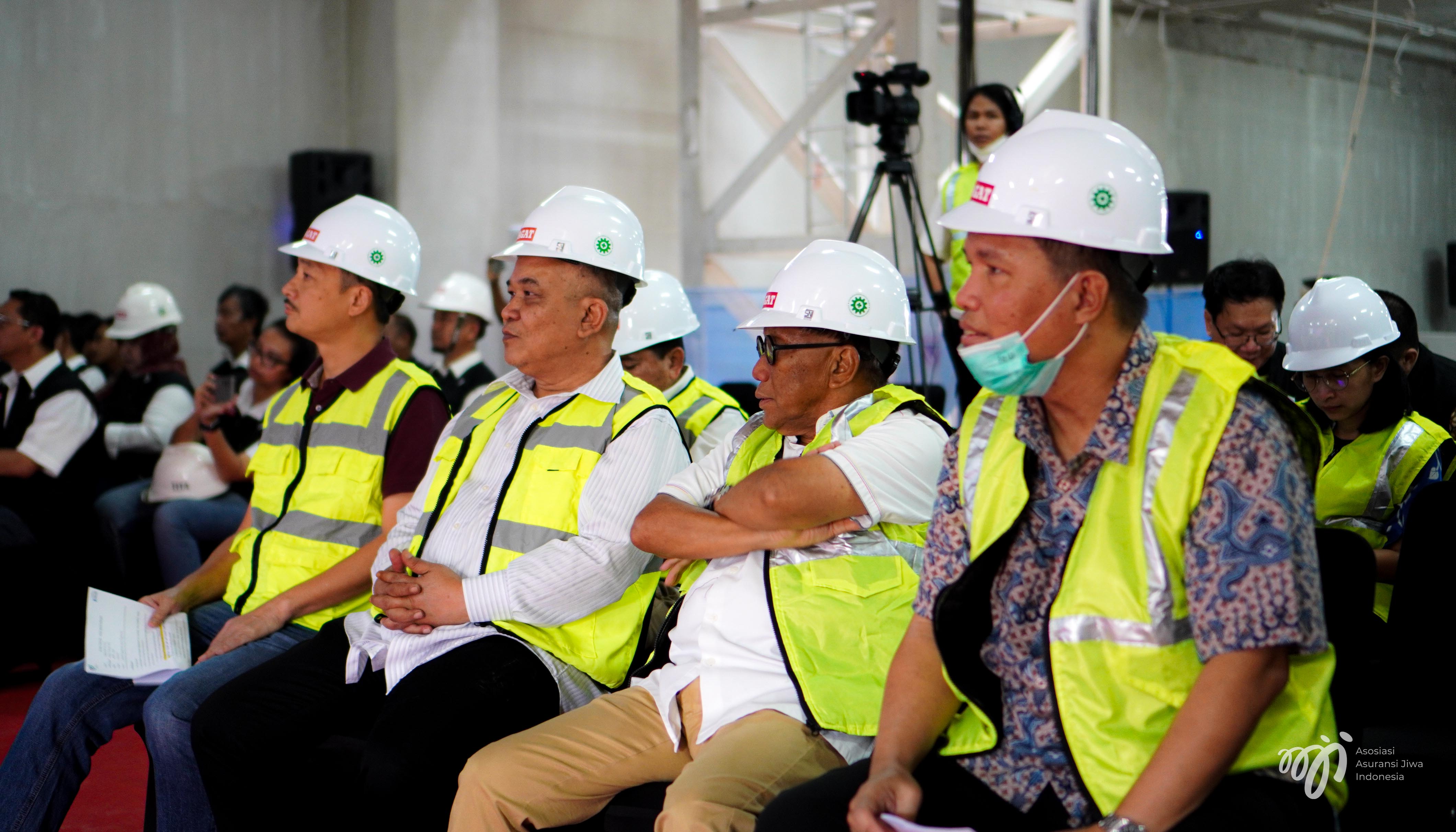 Topping Off Grha AAJI
