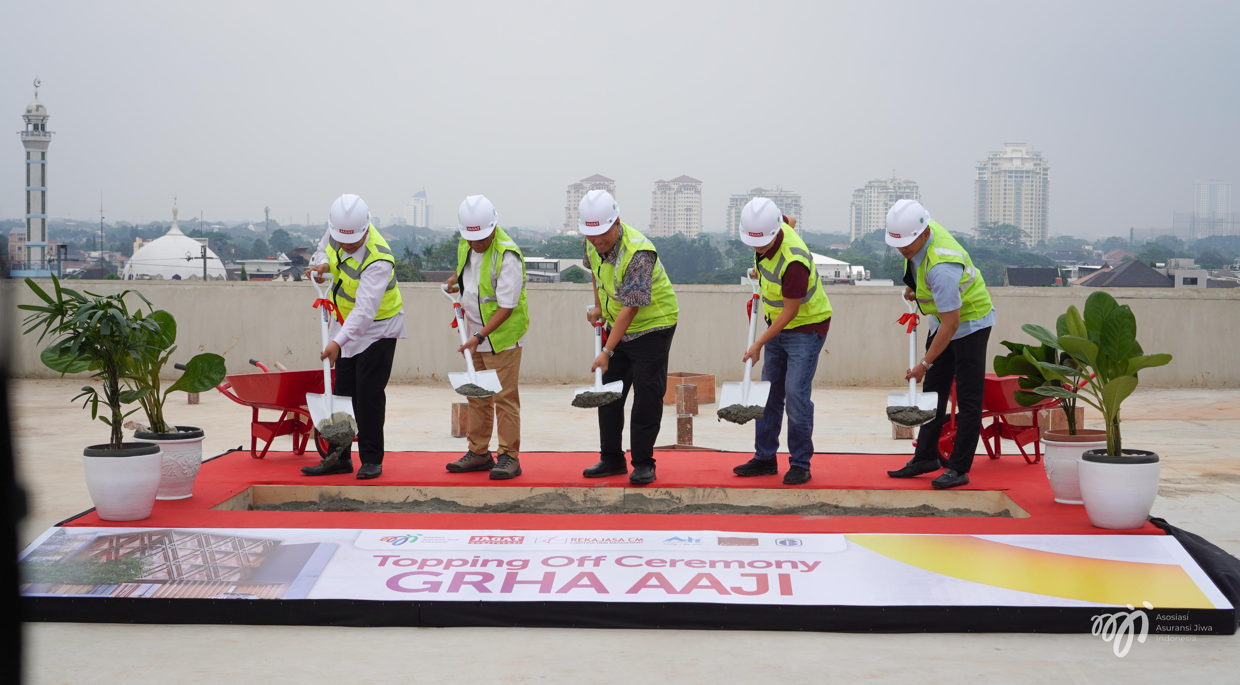 Topping Off Grha AAJI